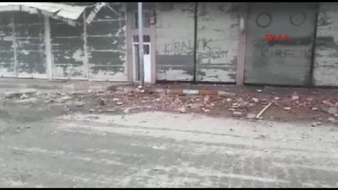 Hatay - Reyhanlı'ya 3 Roket Düştü 1