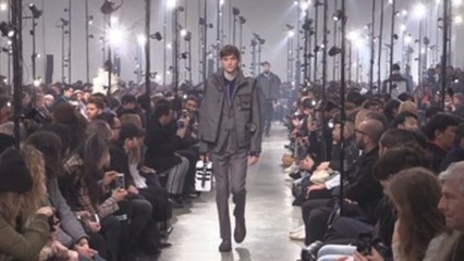 Lanvin renueva el traje masculino en clave deportiva