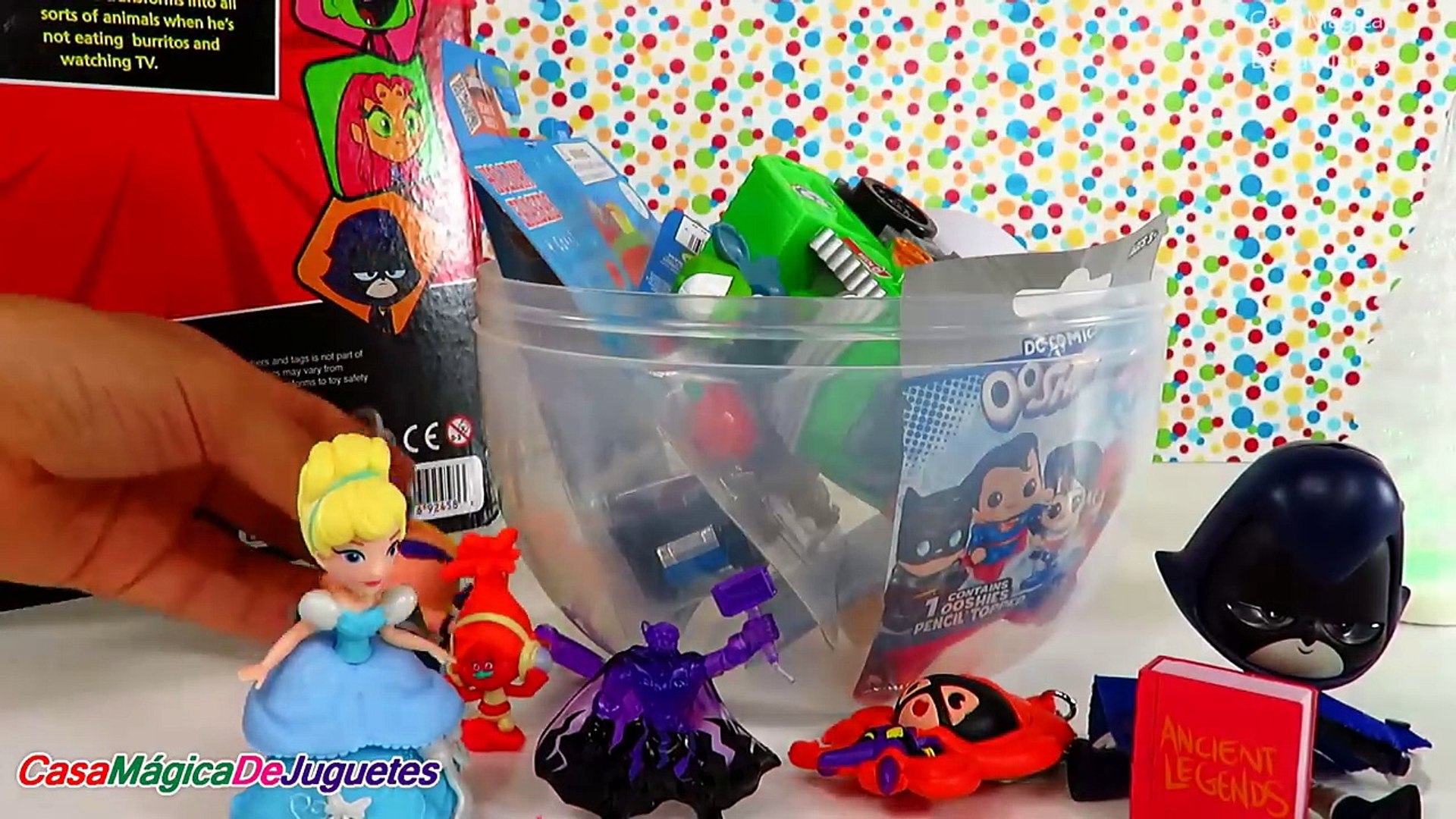 huevos sorpresa de los jóvenes titanes en acción