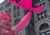 'Badass' 10-Year-Old Girl Leads Chant at Women's March in Chicago