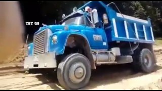 103.Hilarious Extreme Idiots Heavy Equipment Truck