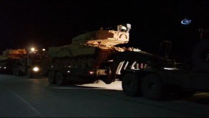 Öncüpınar Sınır Kapısı'ndan Suriye'ye askeri araç sevkiyatı yapıldı