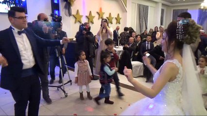 Kahramanmaraş’ta işitme engelli çift dünya evine girdi