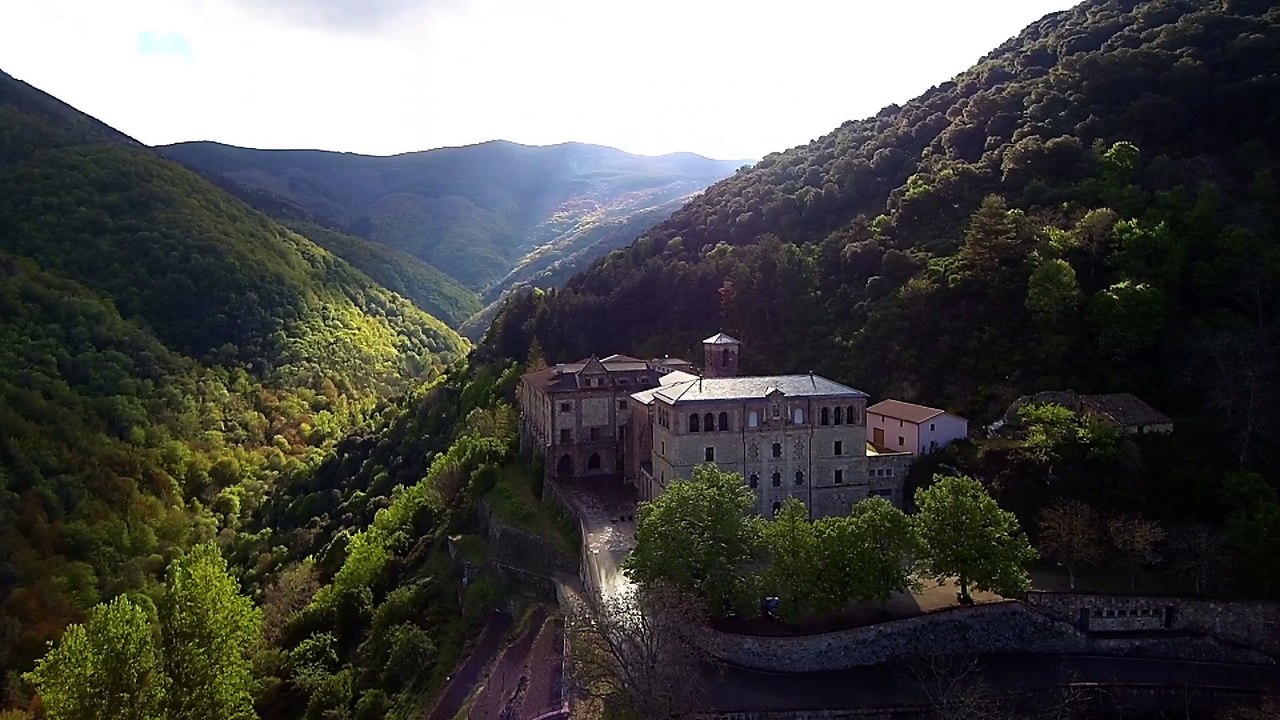 The Driving Vlog -Spain, Rioja's landscape from a drone, ולוג בדרכים, ספרד - ריוחה מהרחפן