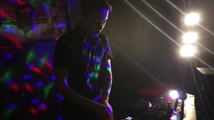 HarryB.O (contest deejay - 17ans)