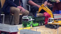 RC truck action! Beautiful R/C trucks at RC-Glashaus!