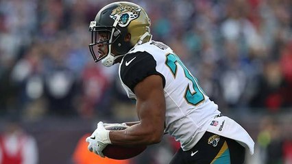 Corey Grant bursts for 20 yards after catch in the flat