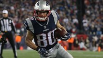 Danny Amendola comes open underneath for 9-yard TD catch