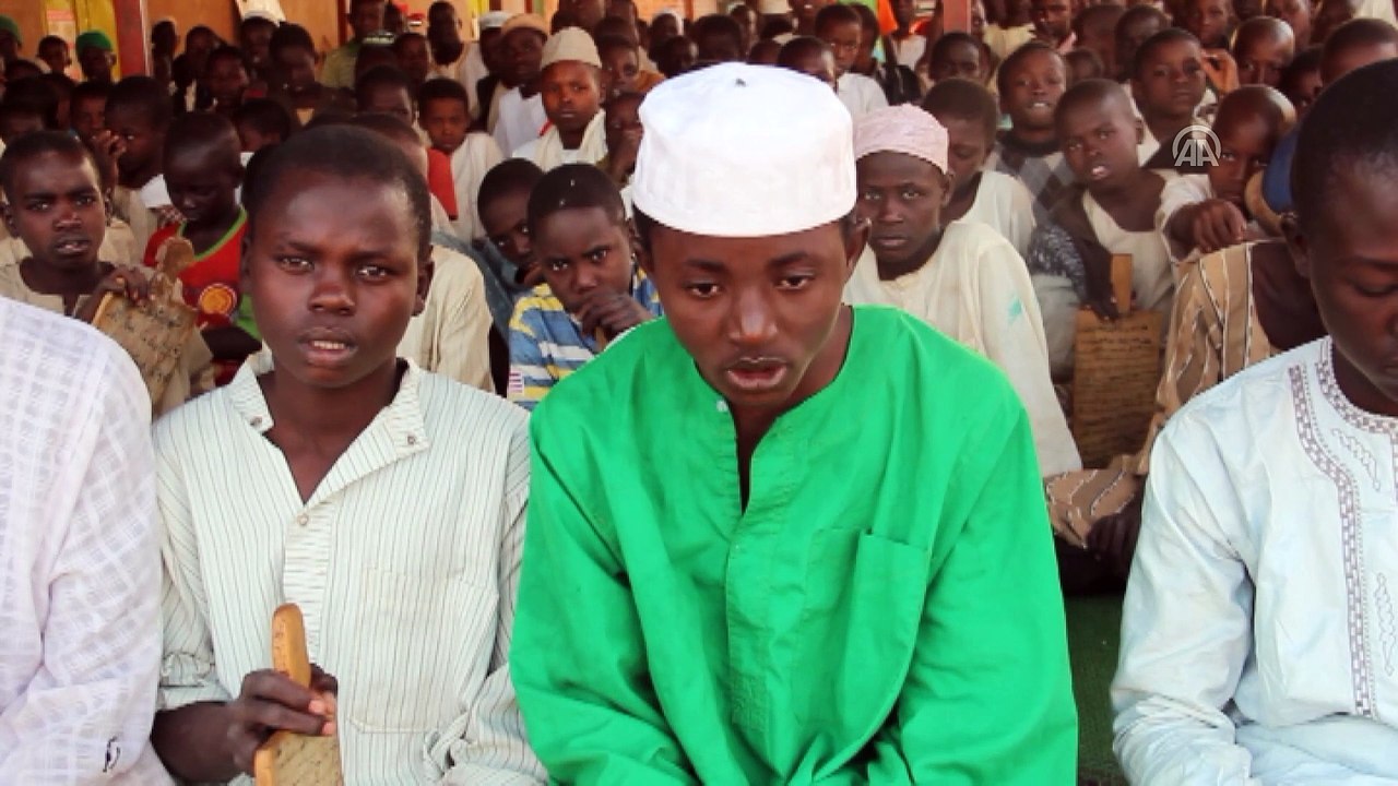 Sudanlı yetimlerden TSK'ya dua (2) - HARTUM