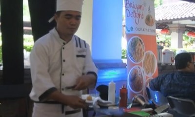 Seru! Atraksi Kungfu Chef di Bali Sakura Matsuri