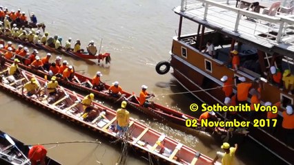 First Day of Bon Om Touk - Cambodian Water Festival 2017 - Khmer Living Style