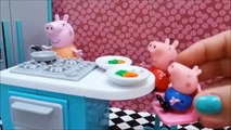 ❤ PEPPA PIG ❤ George va al baño solo | Peppa Pig en español | Juguetes de Peppa Pig