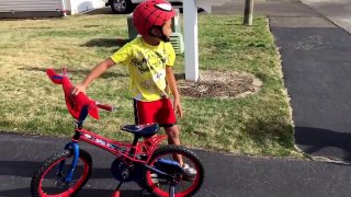Spiderman Bike and Lightning McQueen fun ride