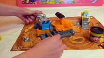 Little Kelly - Toys & Play Doh  - DIGGIN' RIGS Play Doh Toys! (play doh, play doh construction)