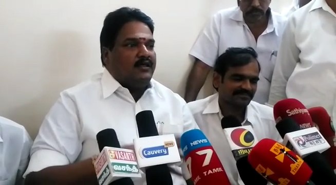 திருமண விழாவில் பங்கேற்ற எம்.எல்.ஏ.,வுக்கு கன்னத்தில் அறை- வீடியோ