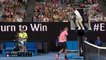 Jo-Wilfried Tsonga semporte contre un spectateur en plein match (Open dAustralie)