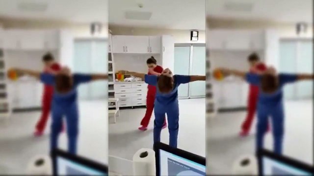 Kocaeli Devlet Hastanesi Yoğun Bakımda Hemşireler Göbek Atıyor