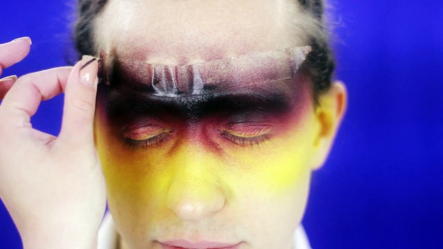 Body painting on fire artists - Hestia Fire Dance