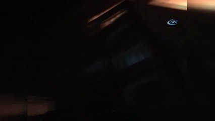 4 Katlı Binanın Çatı Katında Çıkan Yangın Korkuttu