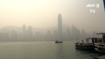 Hong Kong engulfed in smog as fears grow over air