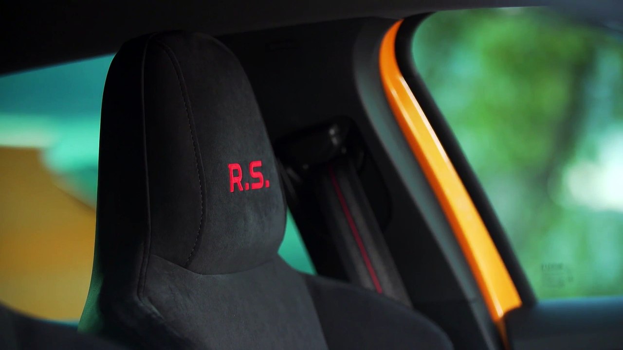2018 New Renault MEGANE R.S. Sport chassis and EDC gearbox Interior Design