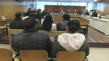 Juzgan a 7 dominicanos por pegar a policías en Madrid