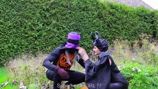 Frozen Elsa & Rapunzel WHO'S THAT! w Maleficent Spiderman Joker! Superhero Fun in real Life IRL | Superheroes | Spiderman | Superman | Frozen Elsa | Joker