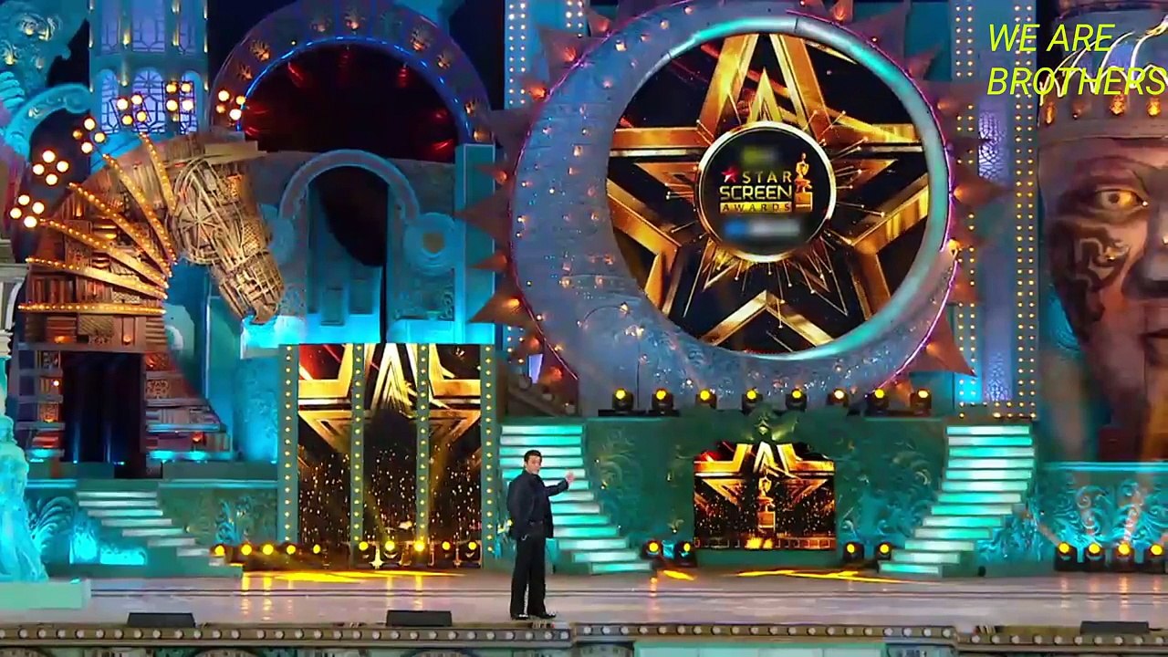 Salman Khan ka Swagat & Tiger Shroff (New Look) Ki Best Dance Performance on Star Screen Awards!