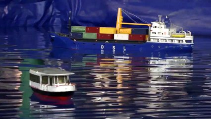 Navi Barche Radiocomandate \ Radio Control Boat Modelling - Modelgame Bologna
