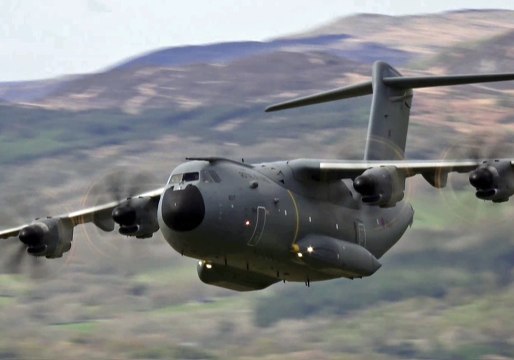 Airbus Atlas Makes for Impressive Sight as It Sweeps Through Welsh Valley