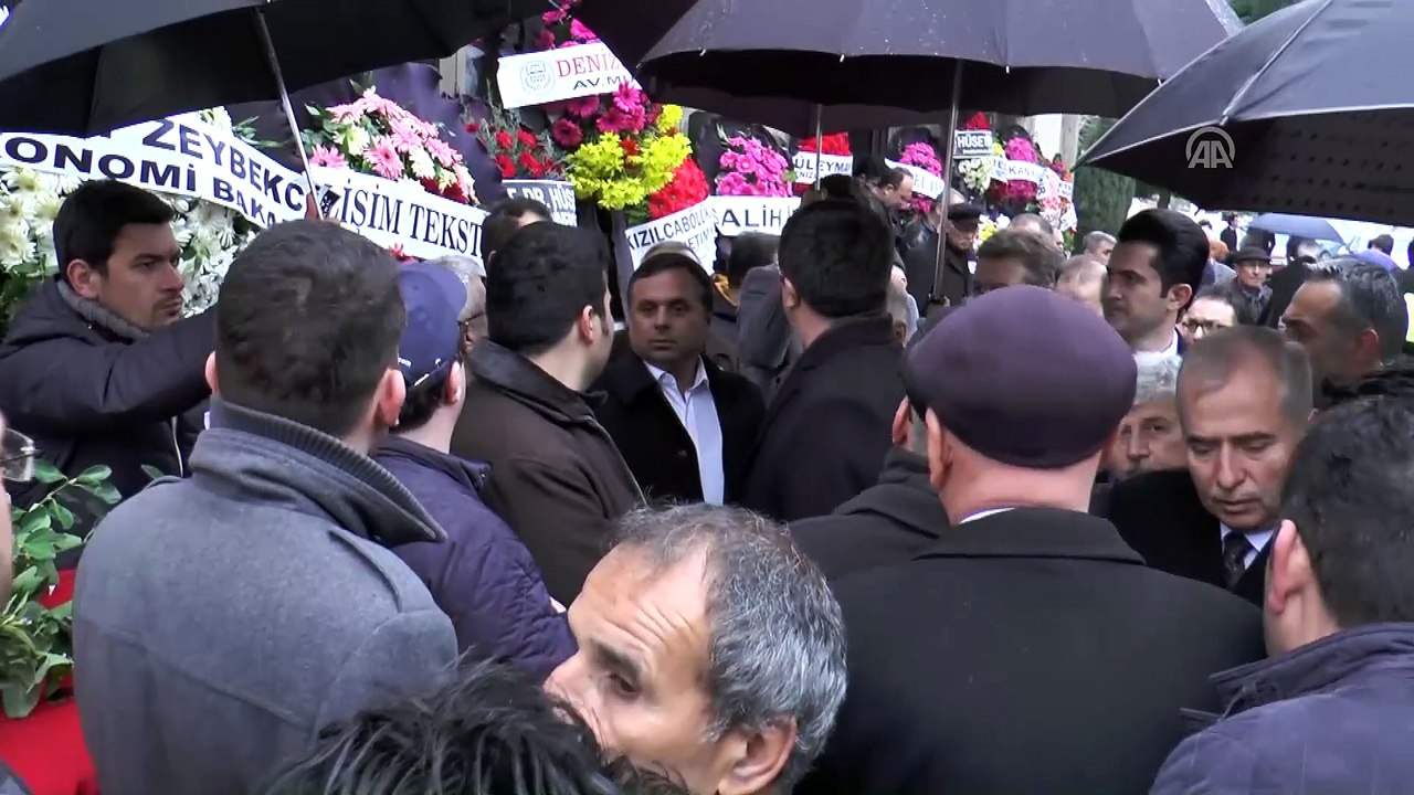 Ekonomi Bakanı Zeybekci Denizli'de