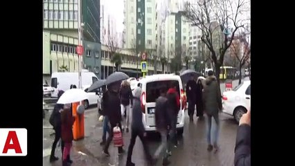 Kızlarını pompalı tüfekle rehin almıştı... O baba yakalandı