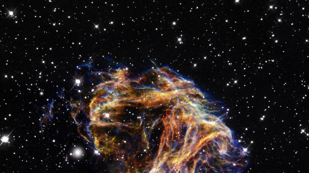 Wow so many Stars and what is that thing in Outer Space.