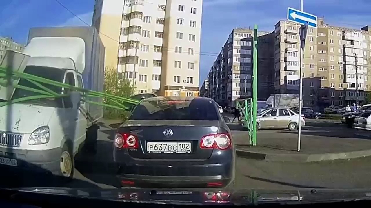 CRAZY FUNNY DRIVING FAILS