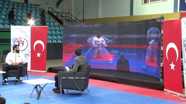 Milli karateci Enes Erkan genç sporcularla buluştu - SAKARYA