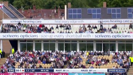 Trent Boult Destroys England with 4 wicket haul.