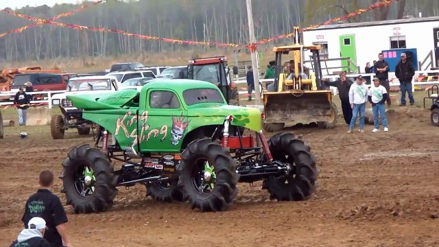 KING SLING Monster MUD TRUCK Rolls!! Huge Air!! @ Dennis Anderson's Muddy Motorsports Park!!