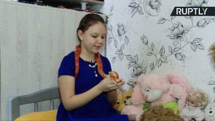 This 9yo Girl Prefers Playing with Snakes over Barbies Anyday
