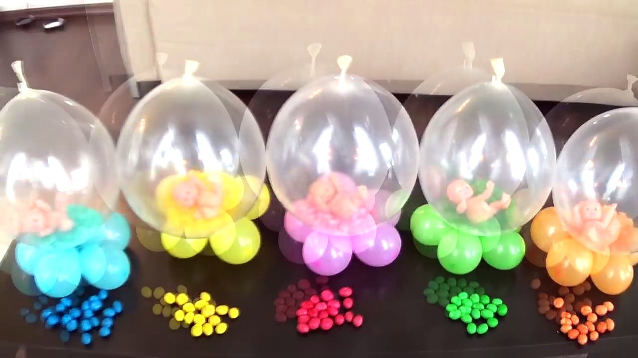 Baby Finger Family Song for Babies with Candy MM and Baby Dolls Balloons - Learn