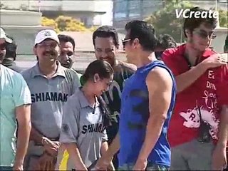 Jethalal and Daya with Salman Khan at Celebrity Charity Cricket Match
