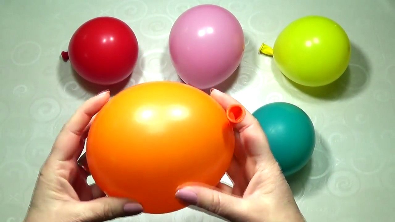 LEARN COLORS with Balloons - Babies Songs - Finger Family Nursery Rhymes for Kid (5)