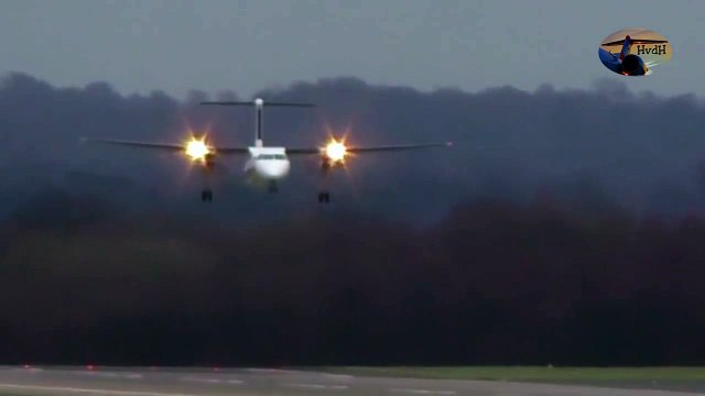 Atterrissage d'un avion avec des vents à 110 km/h