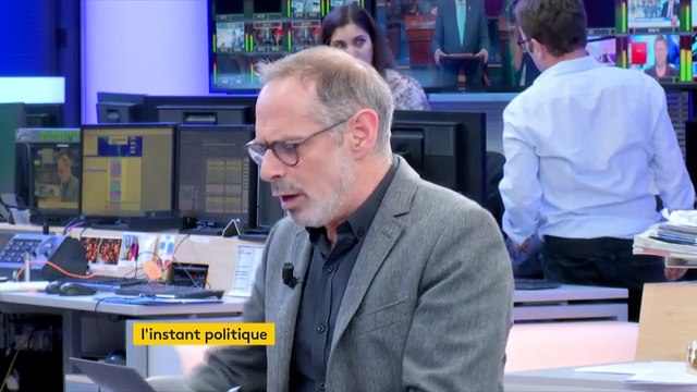 Jacques Attali a vu des policiers envoyer des gaz sur des jeunes gens à Calais