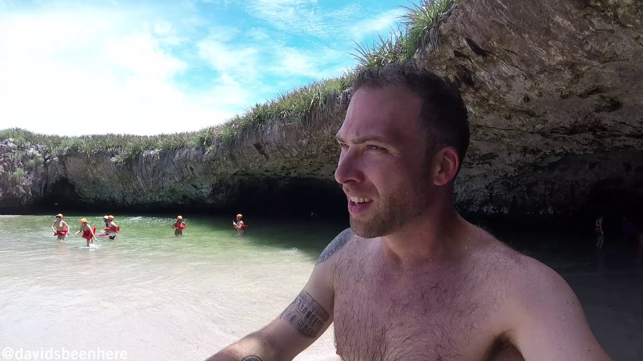 THE HIDDEN BEACH | Islas Marietas, Mexico