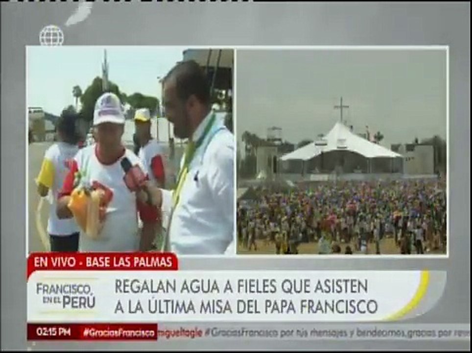 Vendedor obsequia marciano a periodista y lo rechazan en vivo