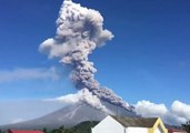 Timelapse Captures Large Ash Column Spewing From Mayon Volcano