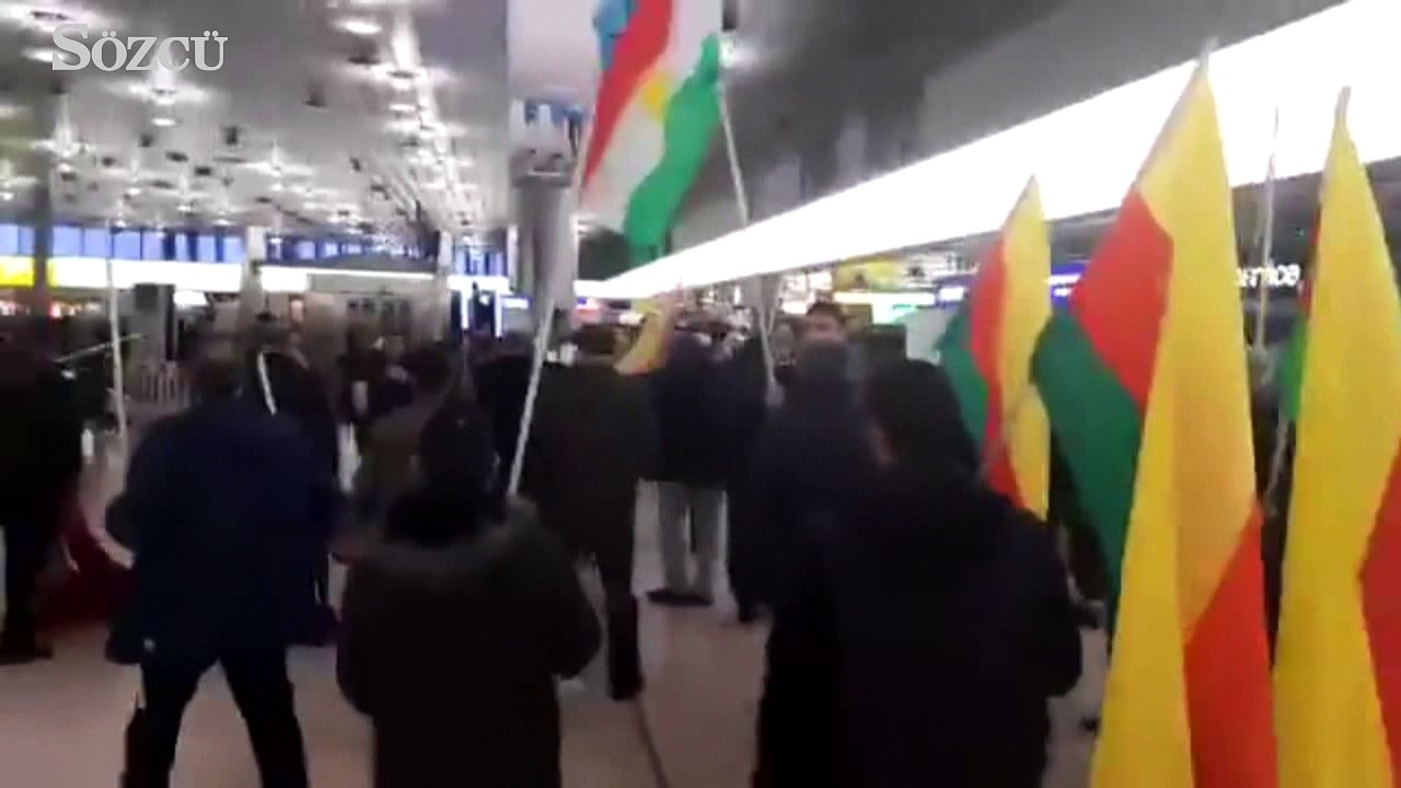 Almanya’da PKK yandaşları havalimanında Türk yolculara saldırdı