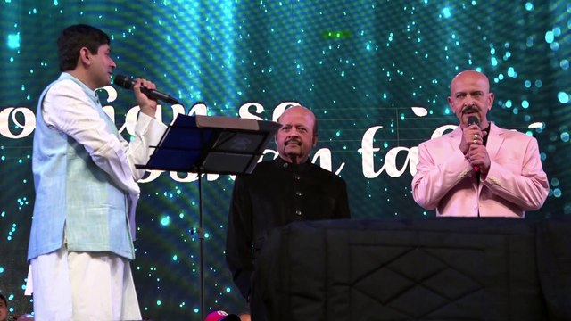 Hrithik Roshan, Rakesh Roshan, Jitendra, Rajesh Roshan At Roshan Se Roshan Tak