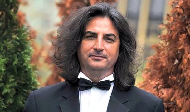 Çelik'ten 27 Yıl Sonra Gelen İtiraf: Konserime Gelen Kıza Aşık Oldum