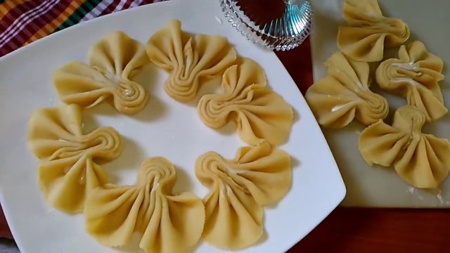 বকুল পিঠা | Flower Desert Recipe | Bokul Pitha | Flower Cake | Pitha Recipe(FOODBUZZ)